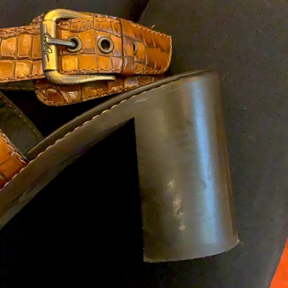 Donald J Pliner Cerel Croc Embossed Buckle Heels - Picture 8 of 9